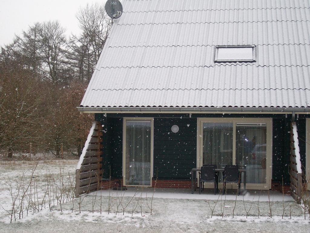 Horsetellerie Rheezerveen Харденберг Экстерьер фото
